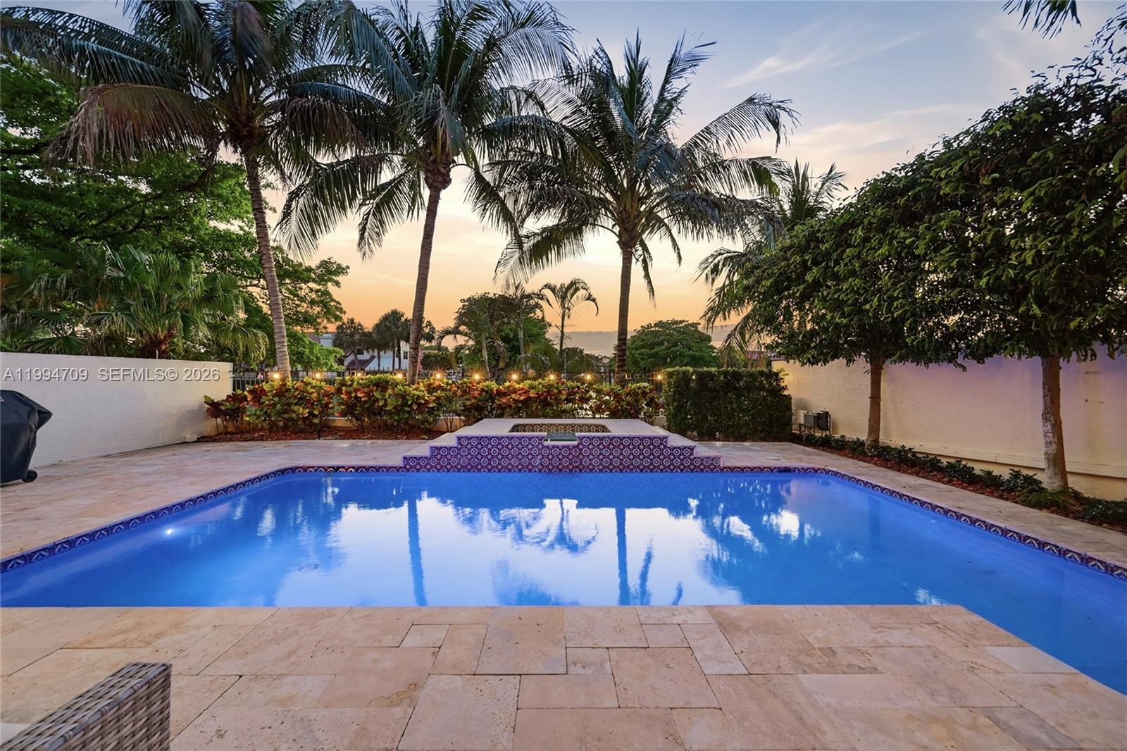 TOWN PLACE CLUB VILLAS - Residential Lease