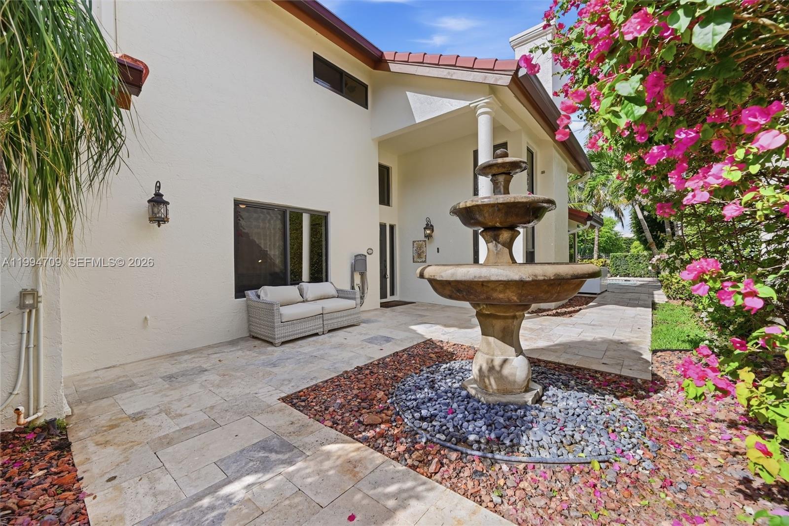 TOWN PLACE CLUB VILLAS - Residential Lease