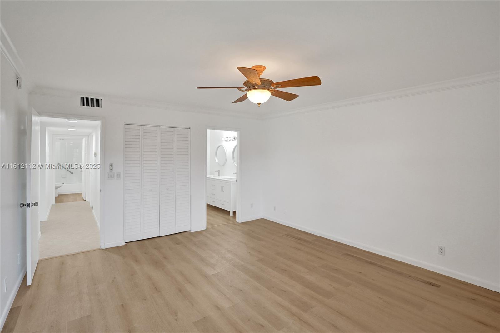 HUNTINGTON POINTE - Residential