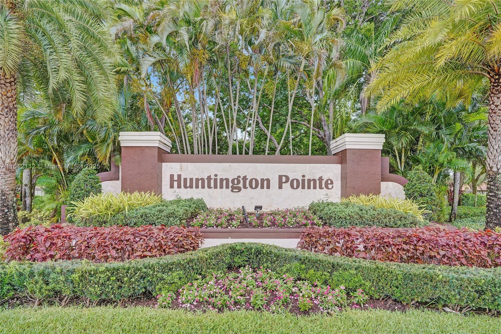 HUNTINGTON POINTE - Residential