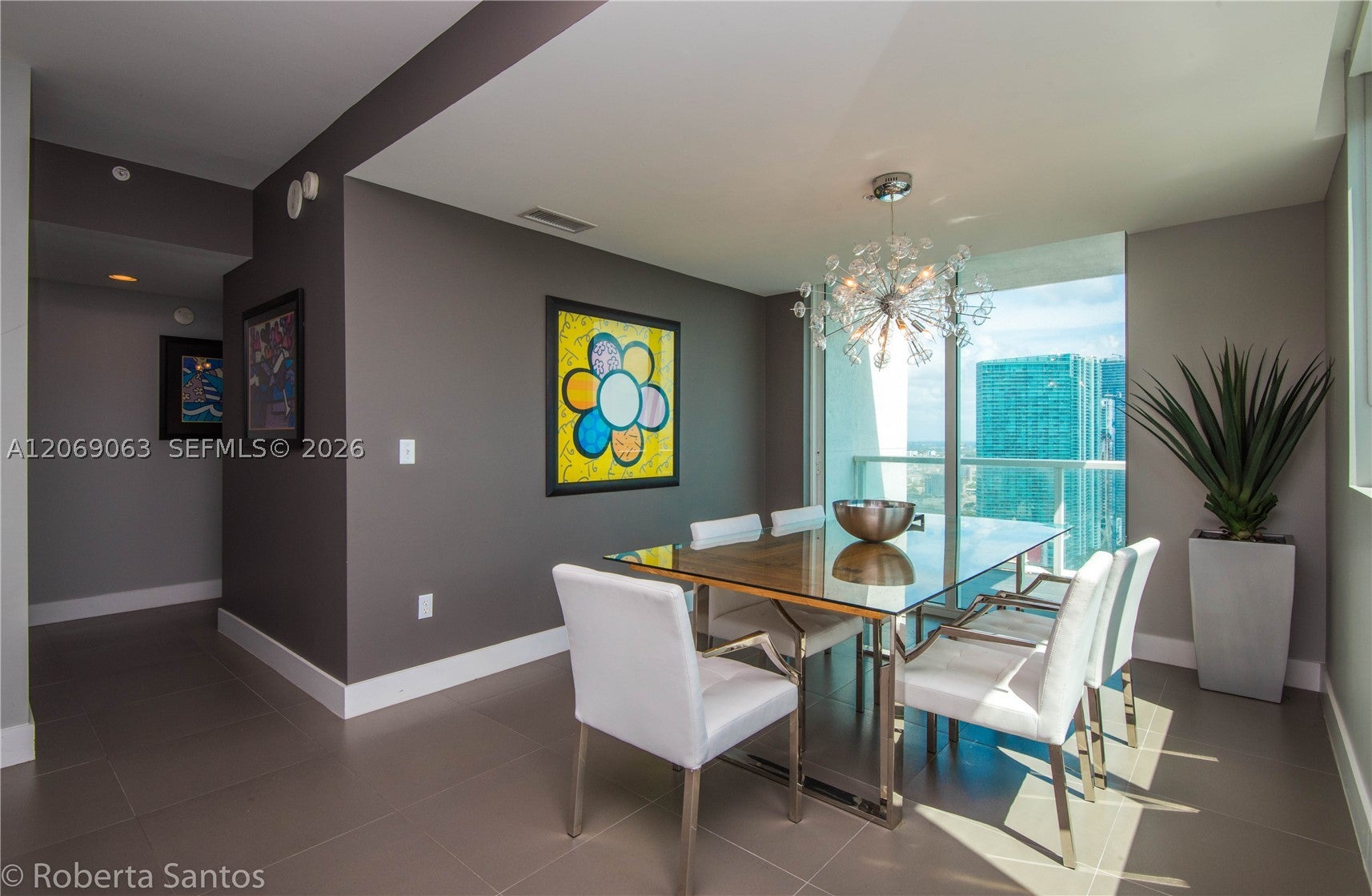 244 Biscayne Blvd 3902