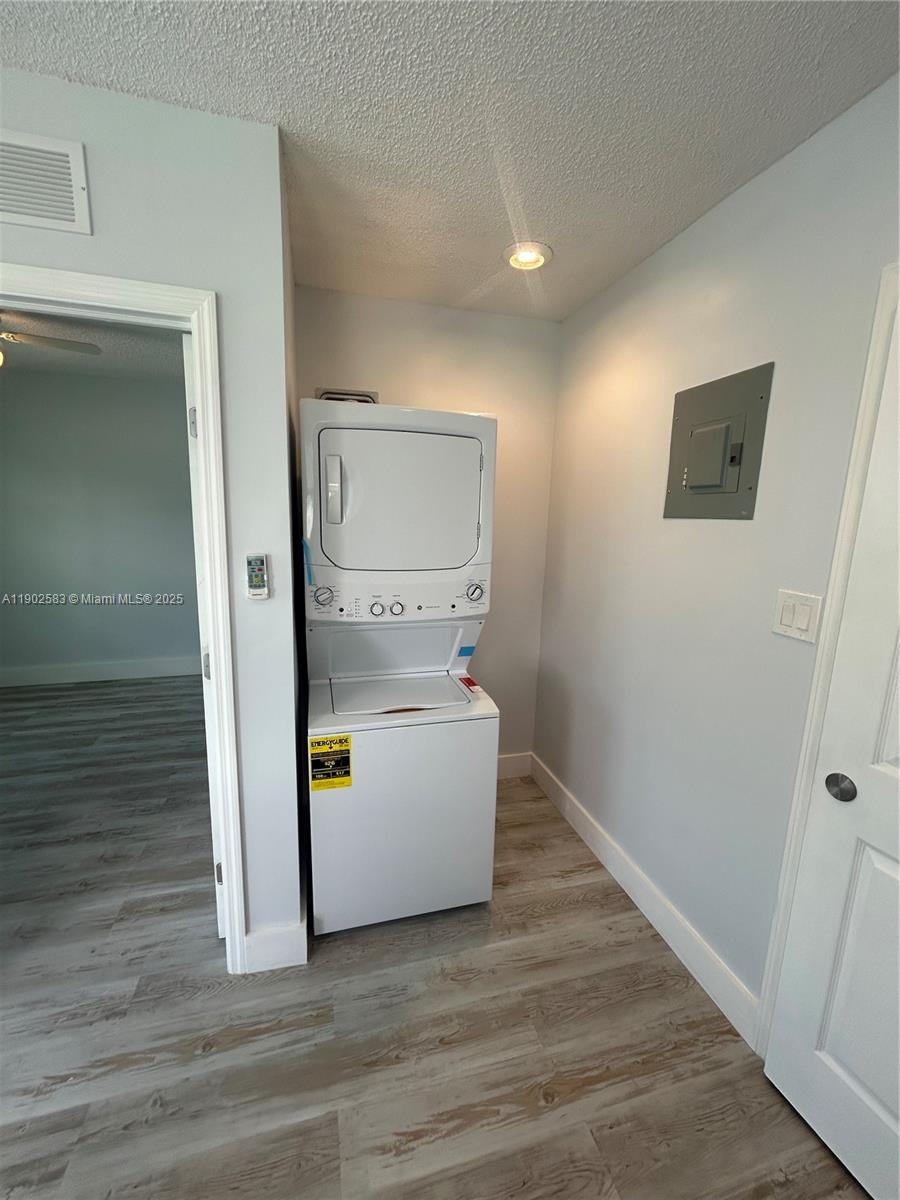 PORT ST LUCIE SECTION 18 - Residential Lease