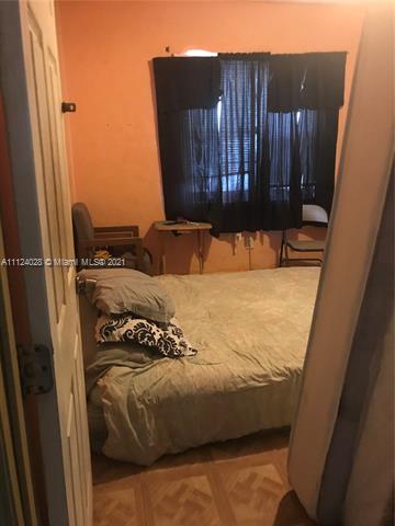 HOME OWNERS PARADISE - Residential