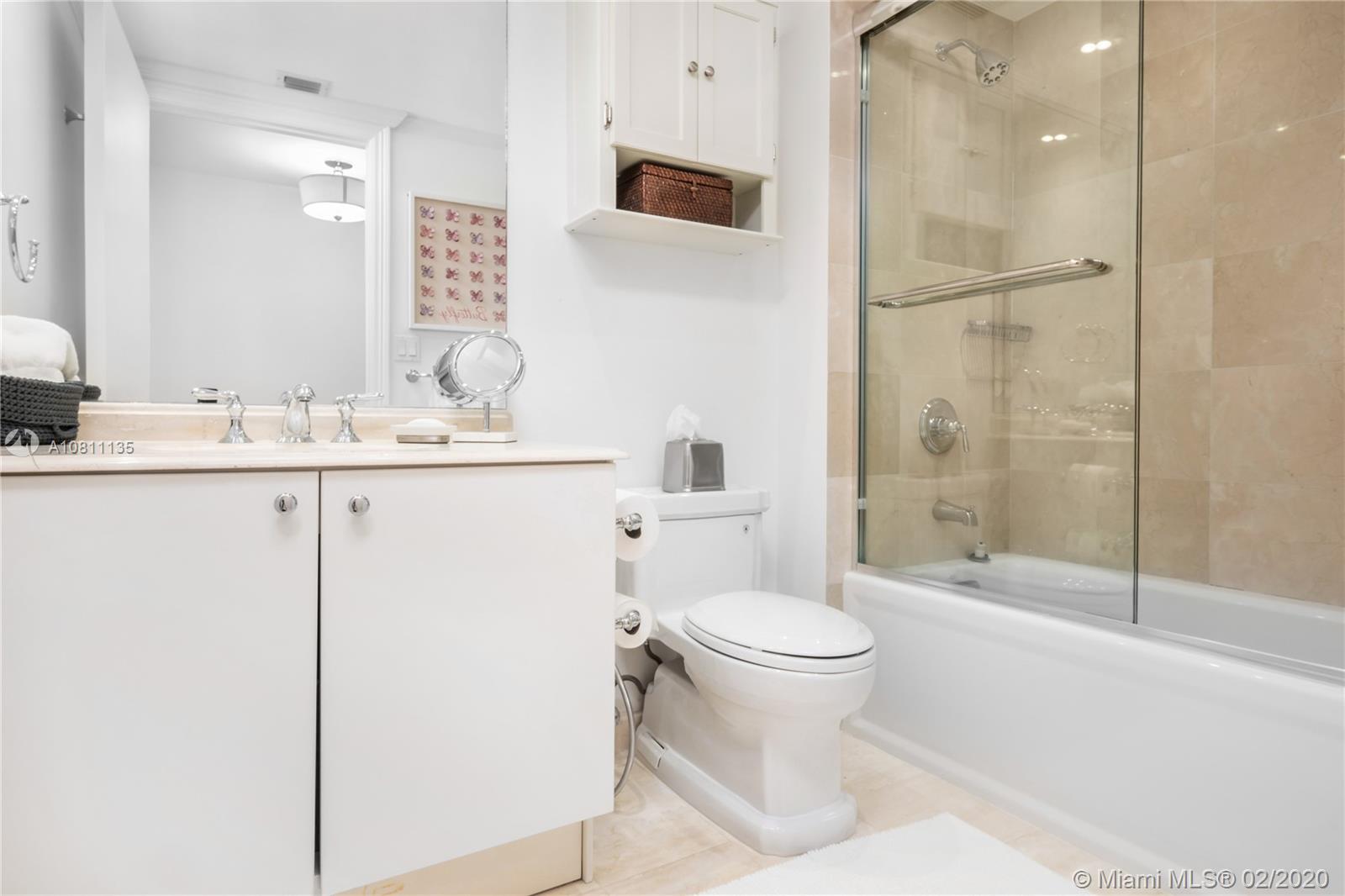 GRAND BAY TOWER CONDO - Residential