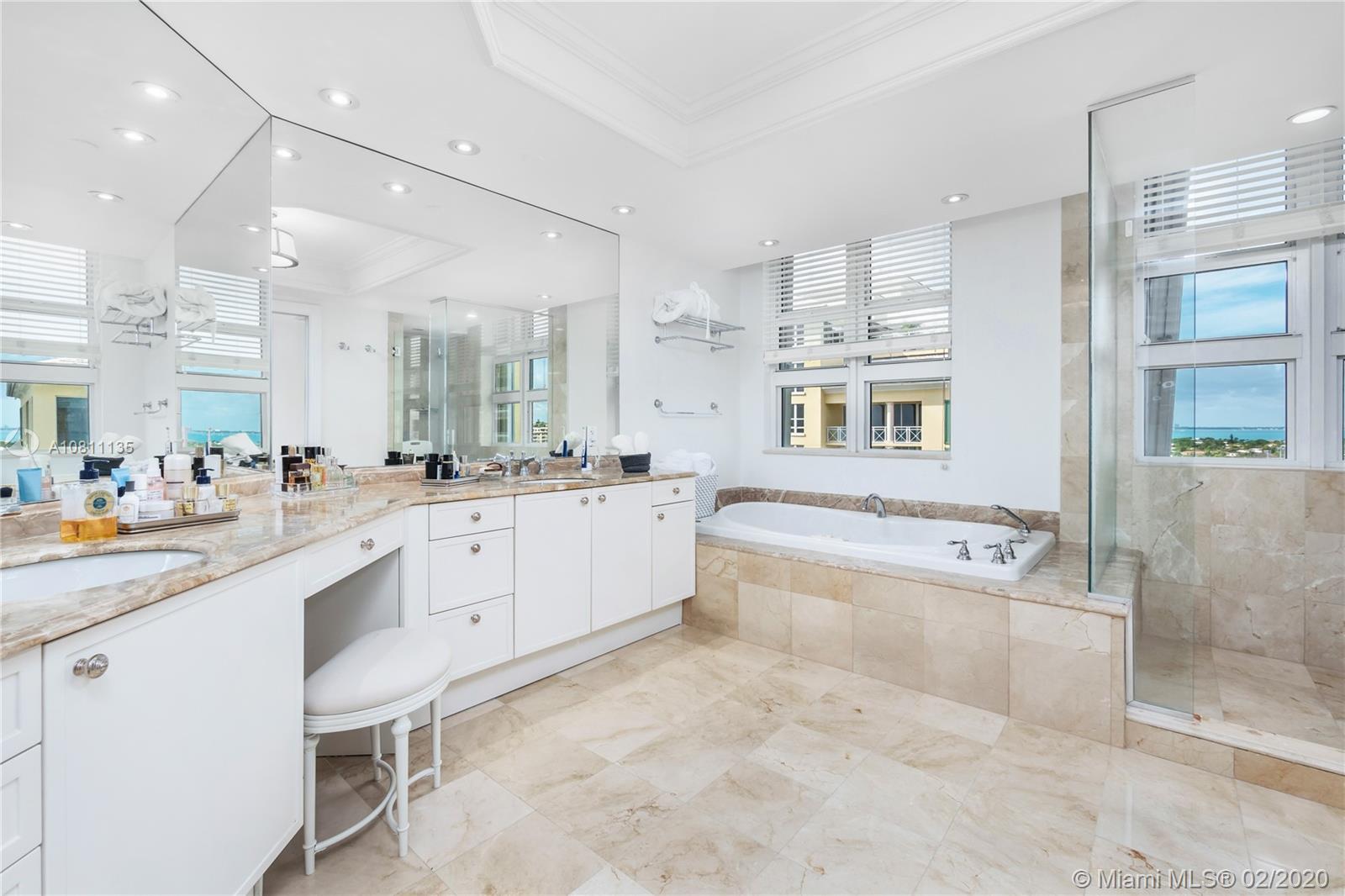 GRAND BAY TOWER CONDO - Residential