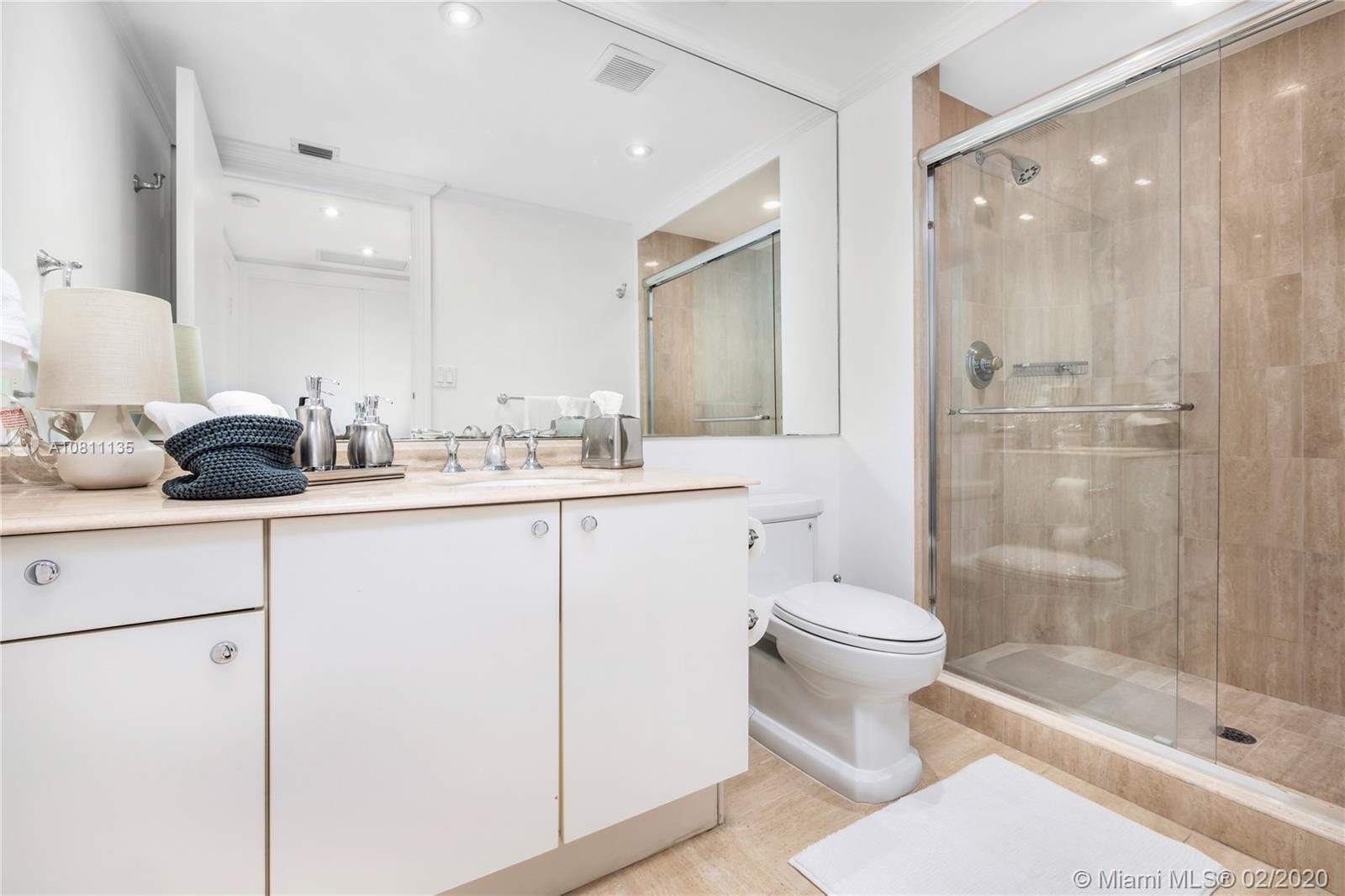 GRAND BAY TOWER CONDO - Residential