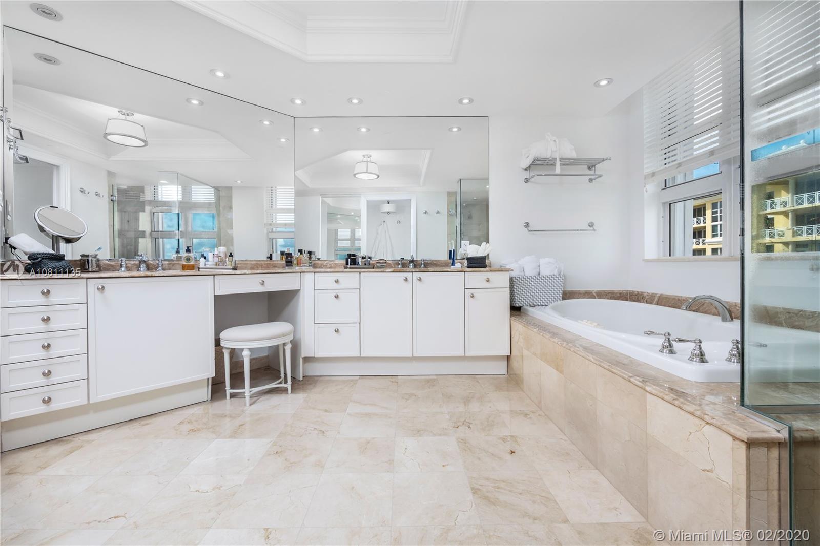 GRAND BAY TOWER CONDO - Residential