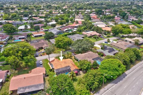 Single Family Residence in Coral Springs FL 8937 3rd Ct 51.jpg