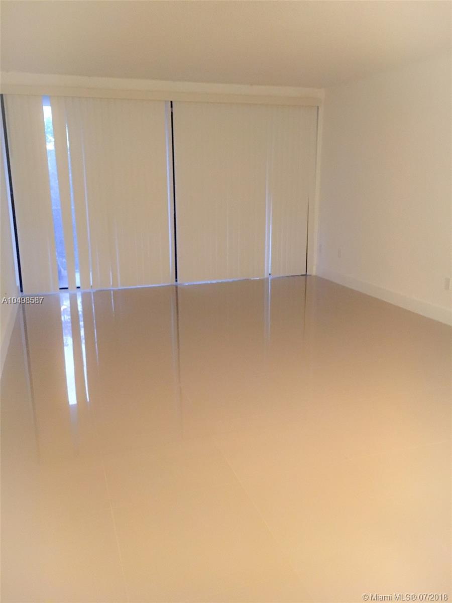 GREENWICH PH I CONDO - Residential Lease