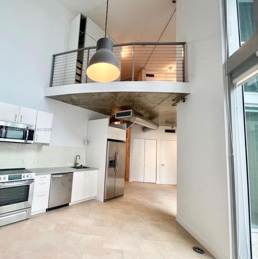 Motivated Seller. Best deal in Brickell! Renovated, modern open concept 2/2 w/ a stunning pool & city view. This 21st floor fully tiled unit features ample closet space & updated kitchen, baths, washer & dryer. Neo Vertika amenities include a resort style pool & hot tub, gym with sauna/steam room, basketball, racquetball court, boxing area, crossfit area, dojo, billiards, party room, kids playground, dog park & more. The Brickell building provides an urban living experience, situated a short distance to Brickell City Centre, & centrally located between Coconut Grove, Key Biscayne, Coral Gables, Miami airport, Downtown/Midtown/Wynwood/Design District, & Miami Beach. 2nd vehicle may be parked free w/ valet if have 2 registered residents.