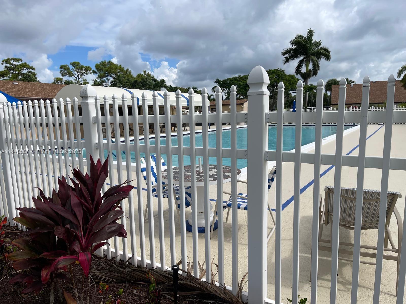 PINE RIDGE NORTH VILLAGE - Residential