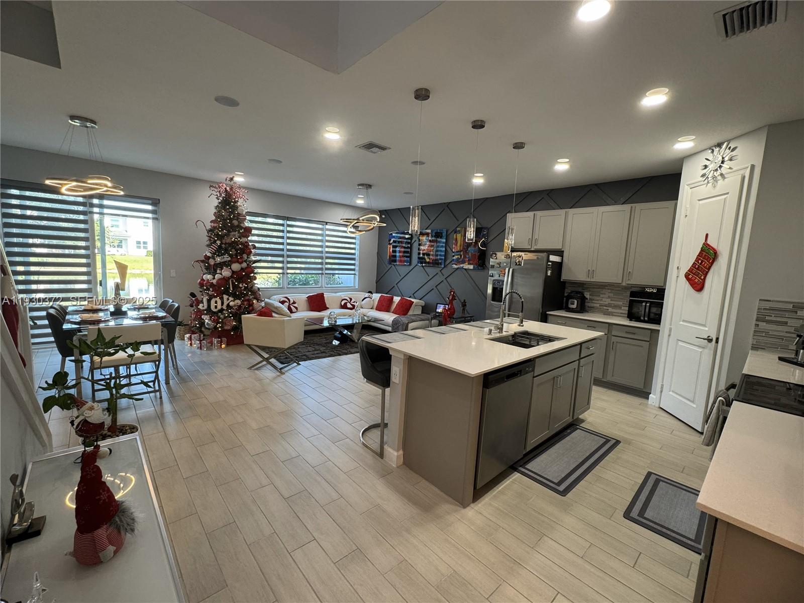 ANDALUCIA PUD PLAT 6 - Residential Lease