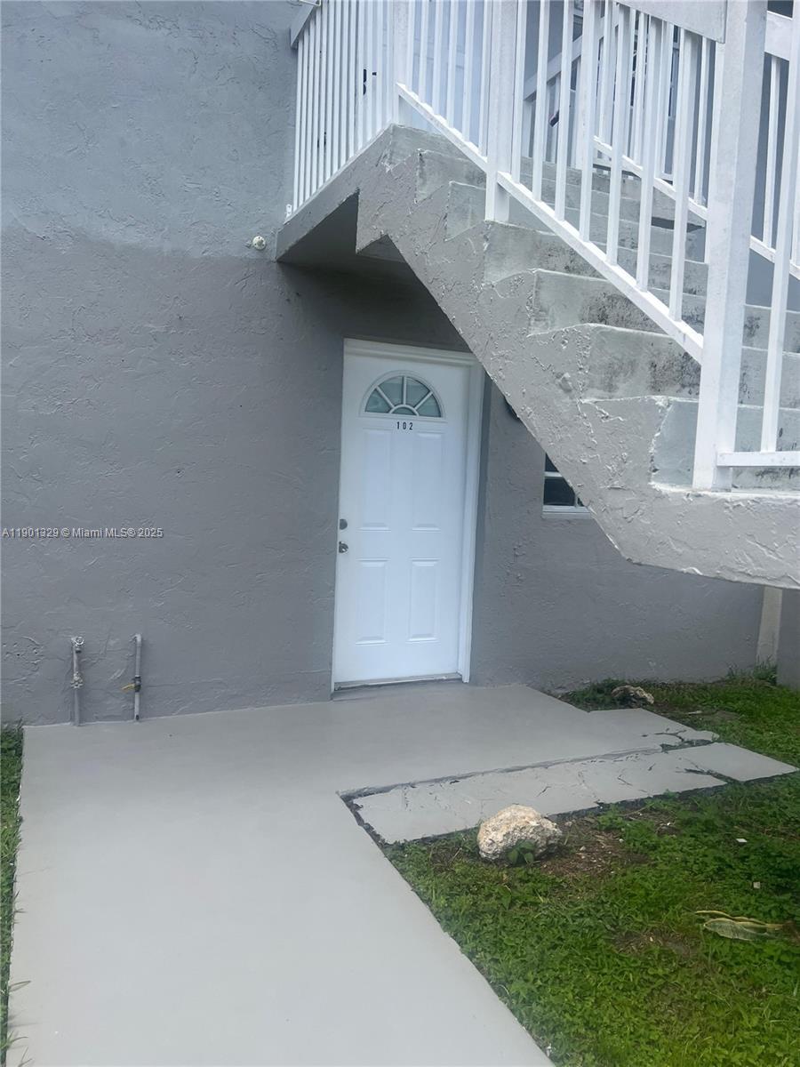 MONTEREY VILLAGE-TWO COND - Residential Lease