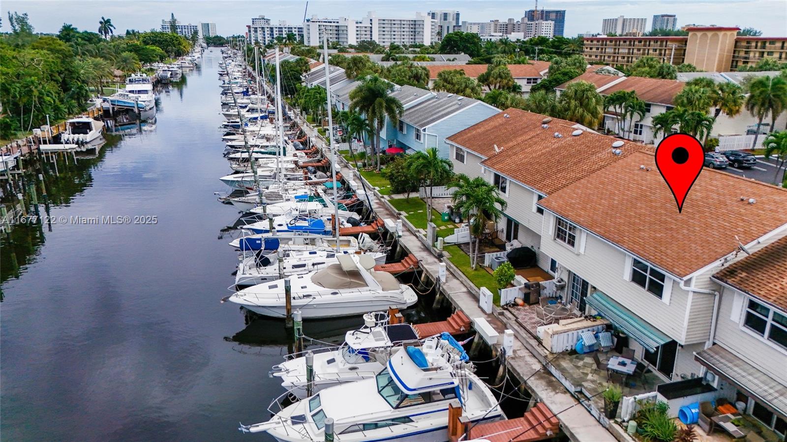 2533 Ne 15th St, Pompano Beach, Broward County, Florida - 2 Bedrooms  
3 Bathrooms - 