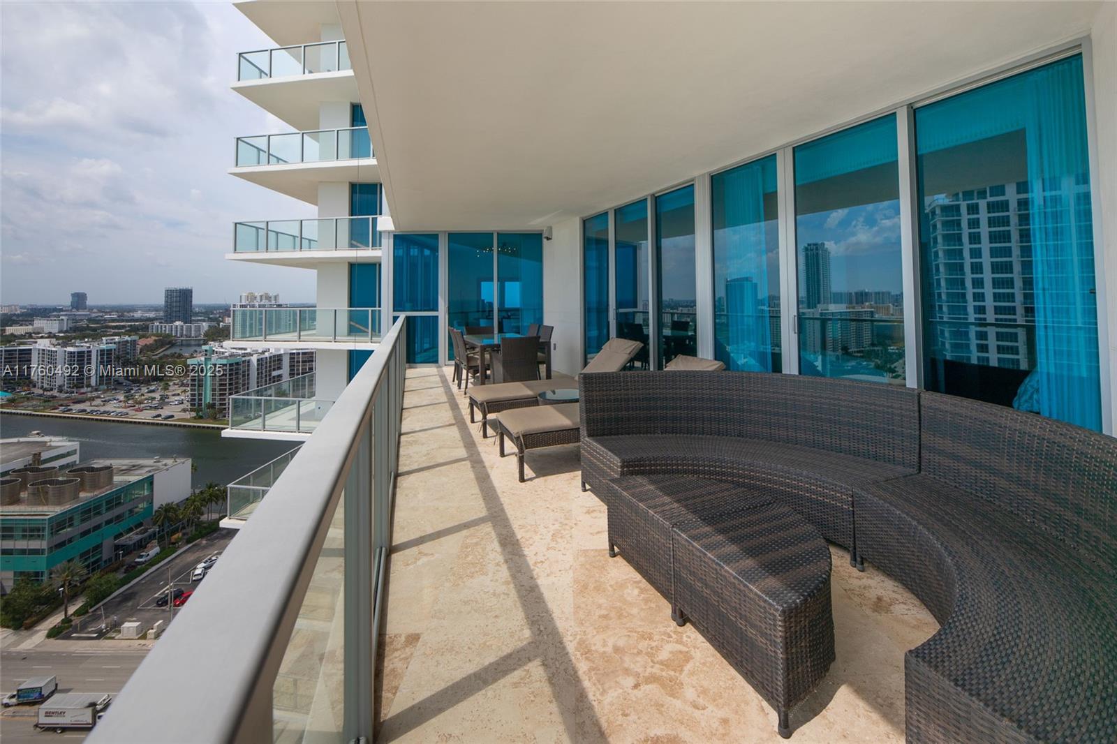 3101 S Ocean Dr 2204