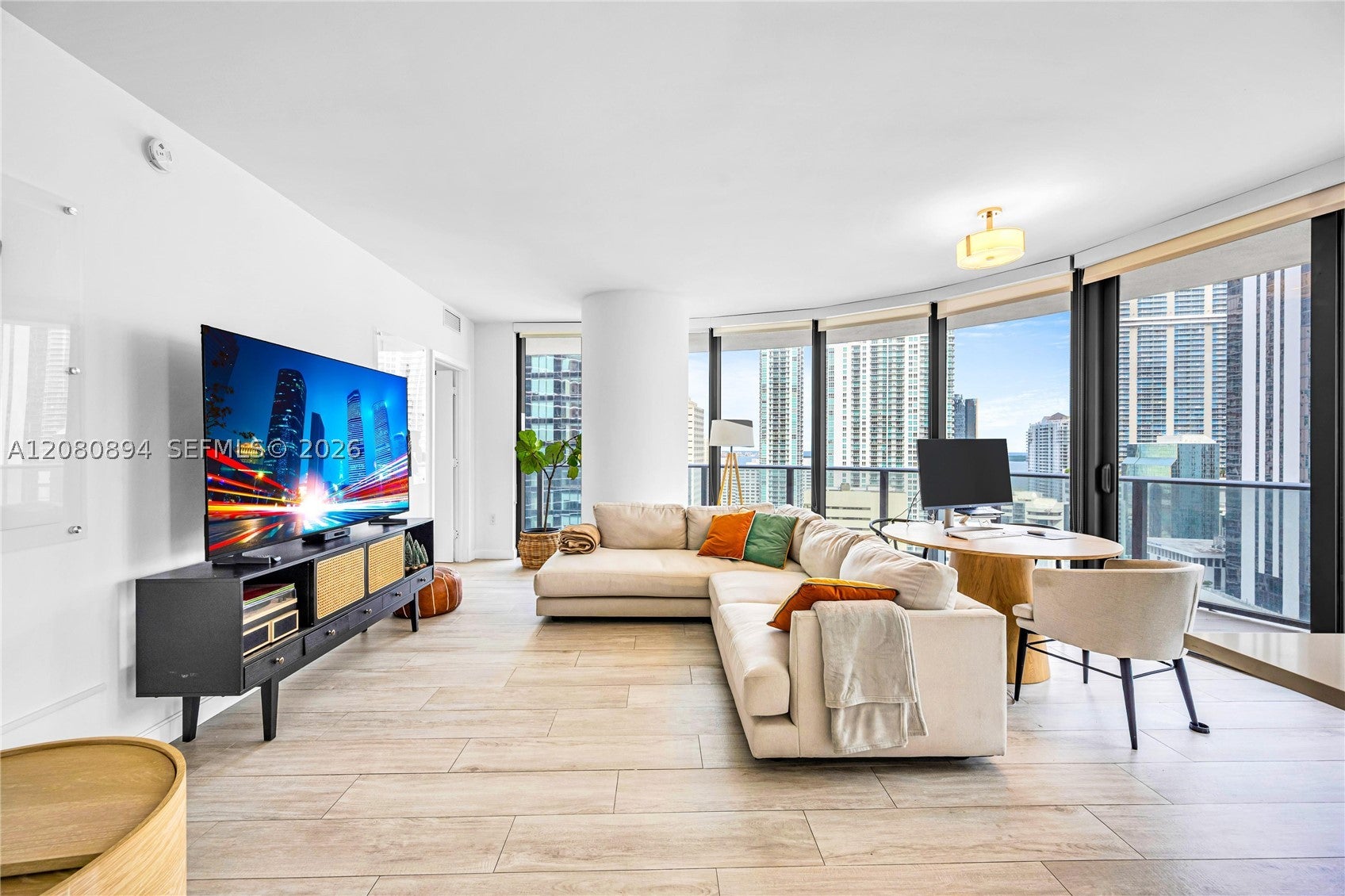 45 SW 9th St 2103