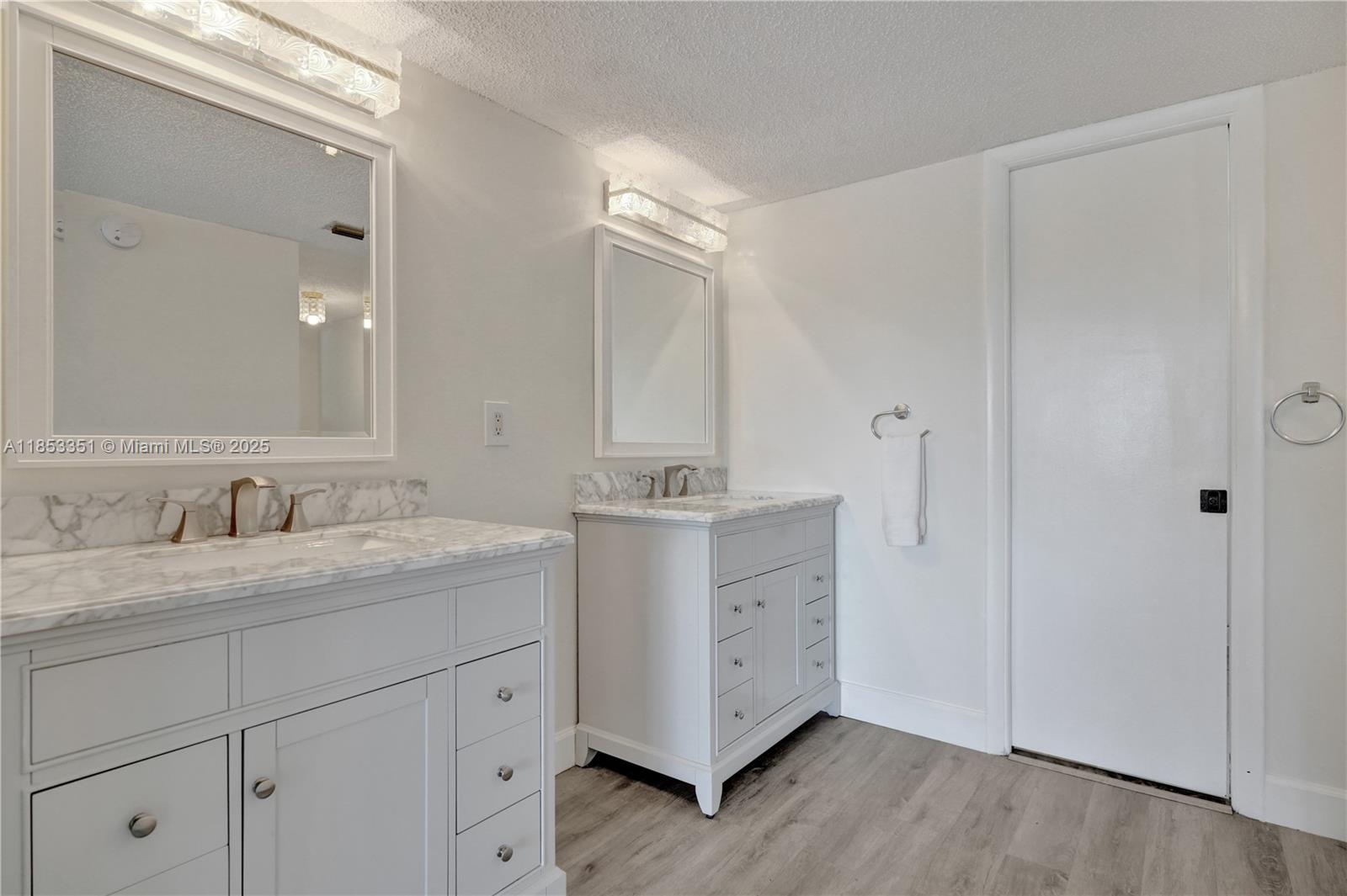 AZURE LAKE CONDO - Residential