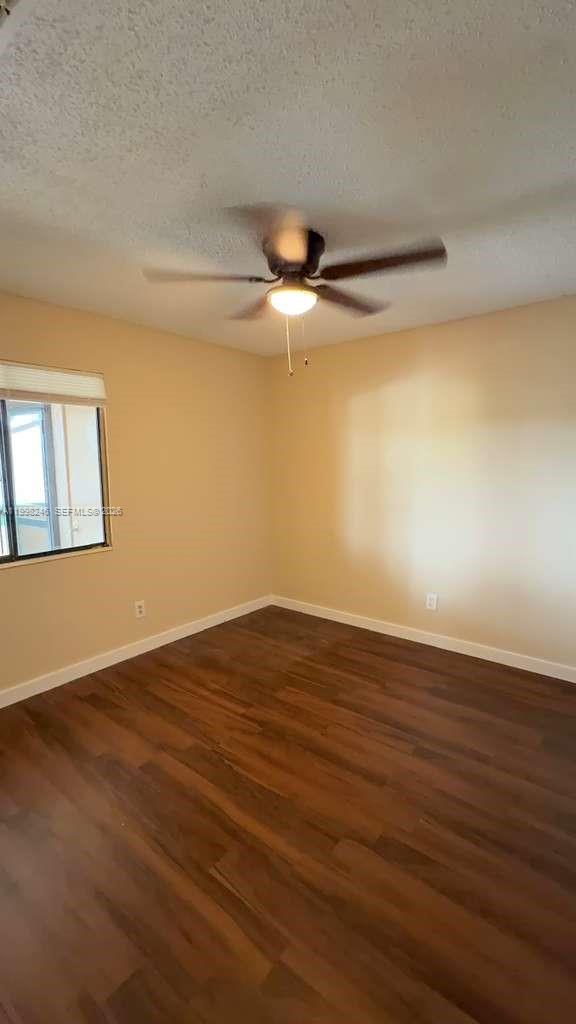 ROYALE GARDENS CONDO - Residential