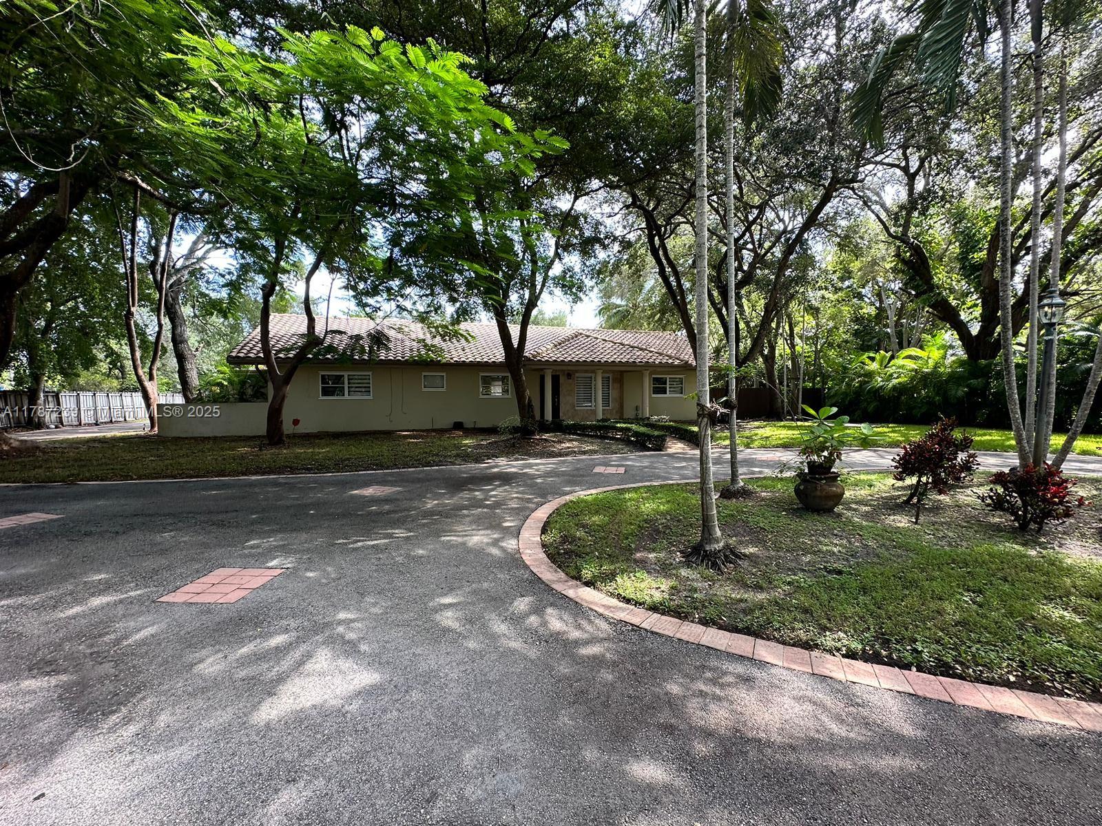 Rental Property at 8755 Sw 96th St, Miami, Broward County, Florida - Bedrooms: 5 
Bathrooms: 4  - $7,000 MO.