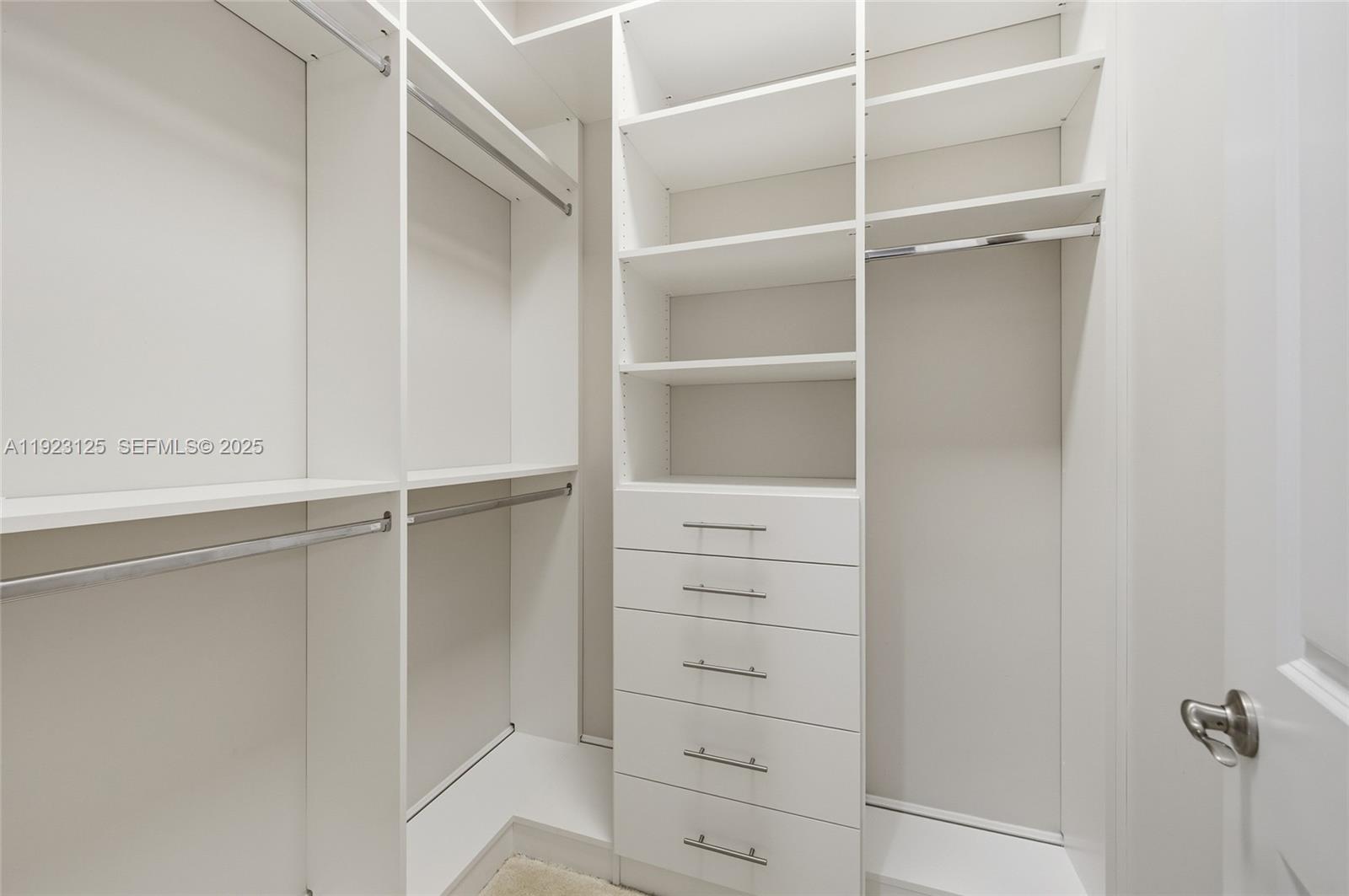 TERRA RANCHES - Residential