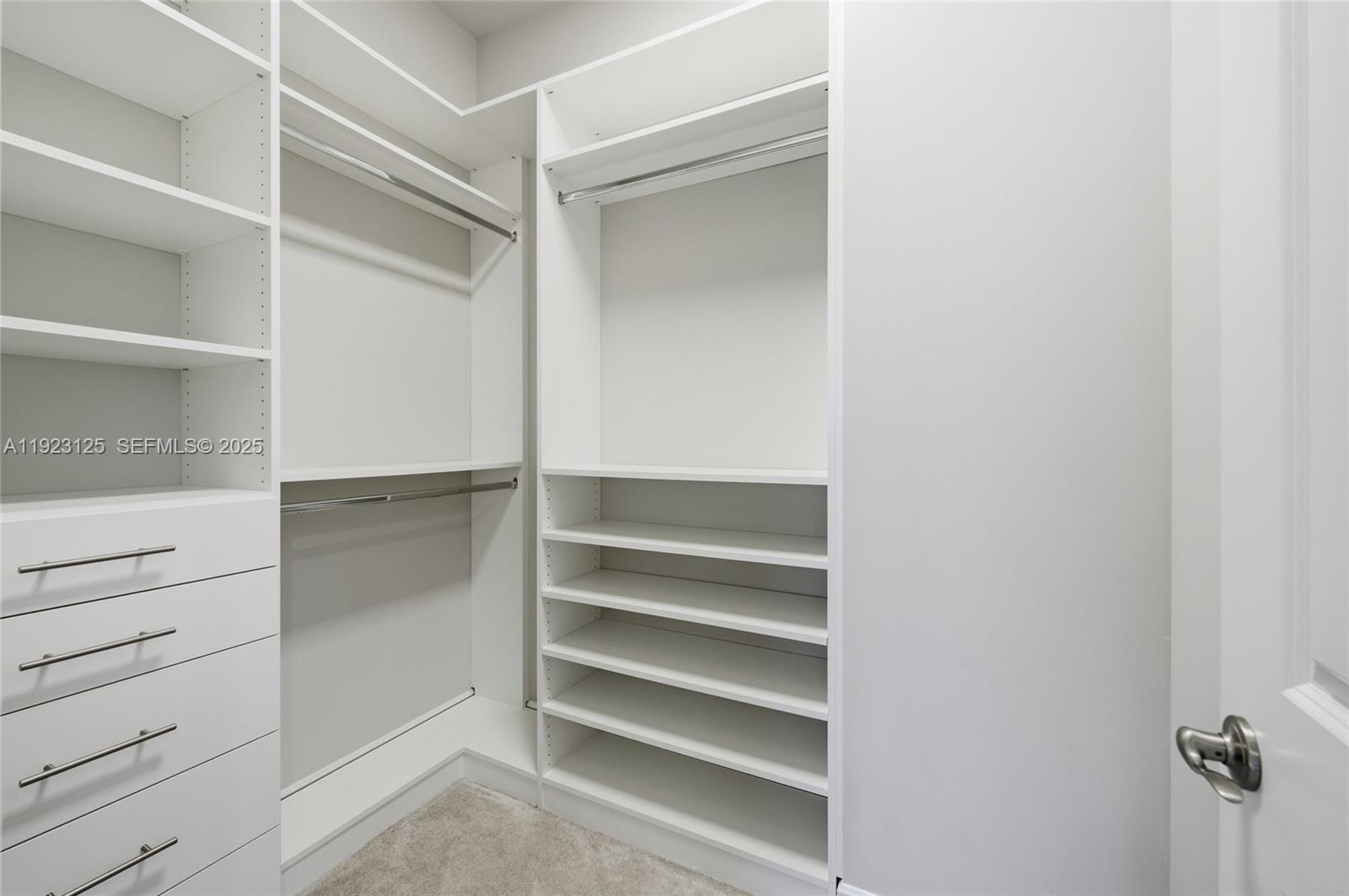 TERRA RANCHES - Residential