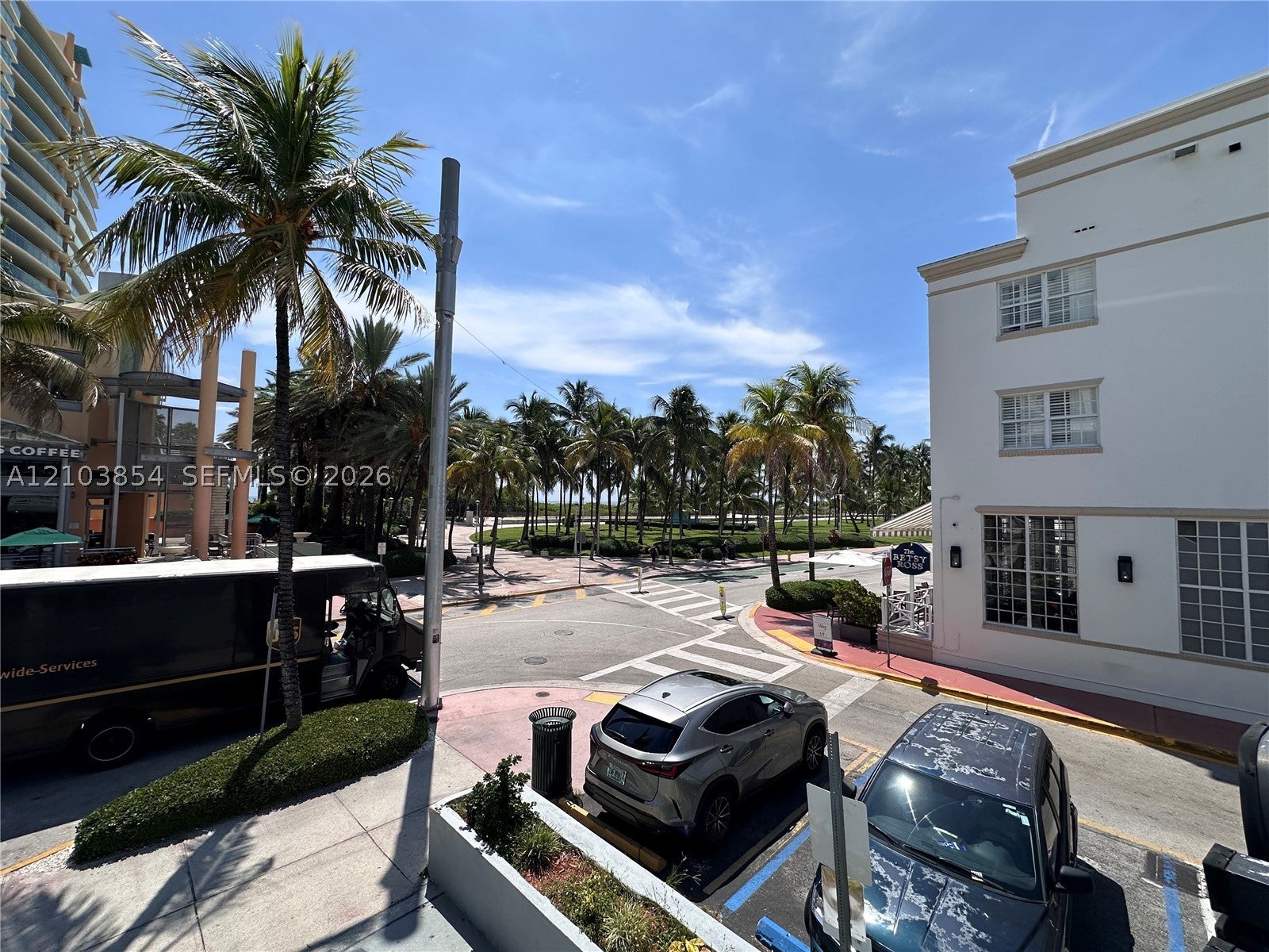 1446 Ocean Dr 28
