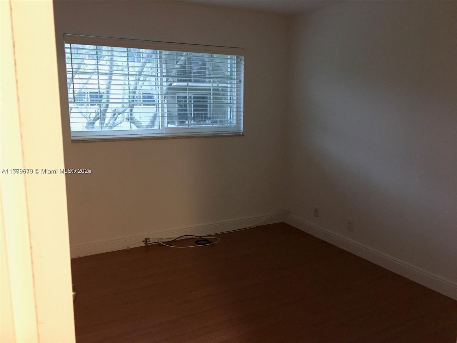 RIVER MANOR CONDO - Residential