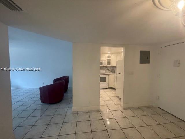 RIVER MANOR CONDO - Residential