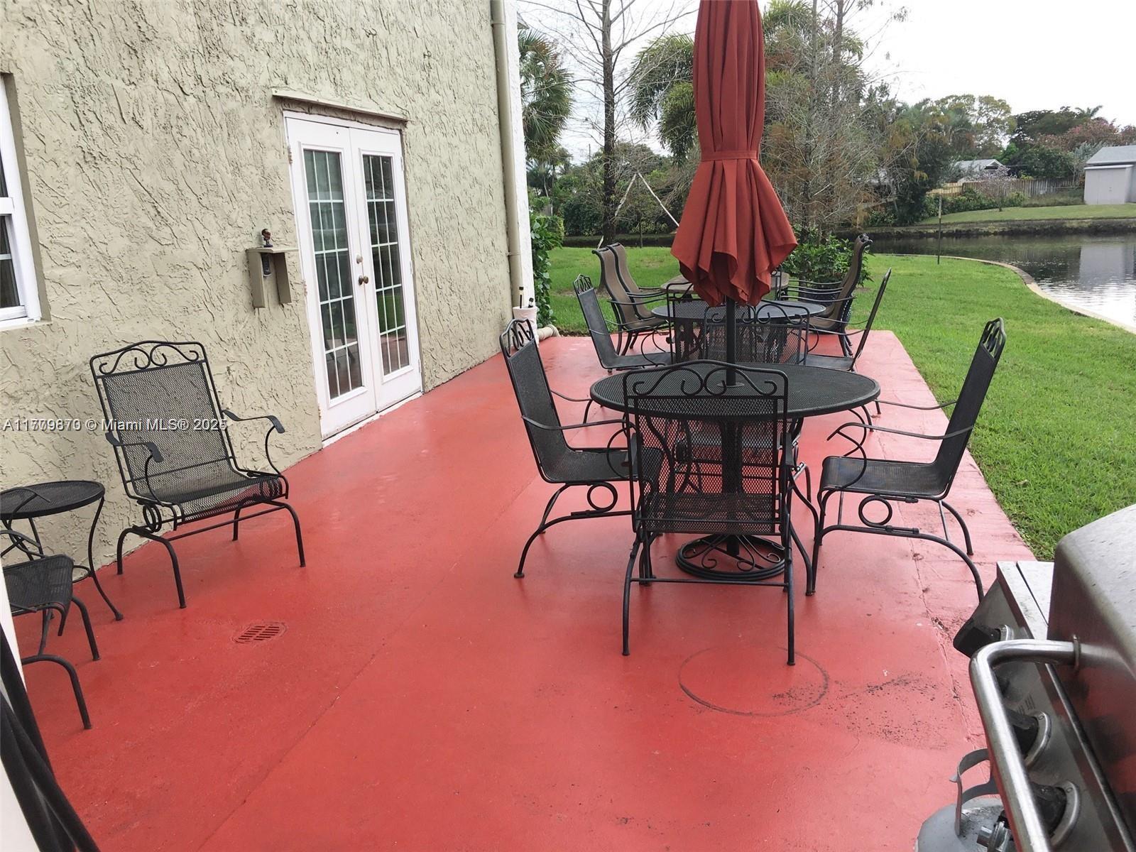 RIVER MANOR CONDO - Residential