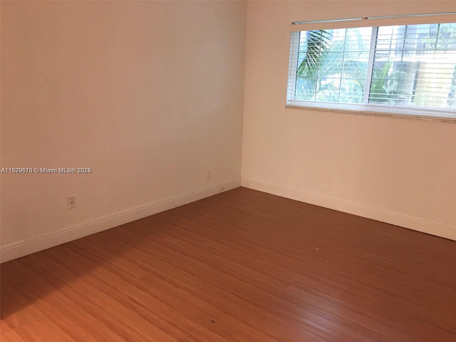 RIVER MANOR CONDO - Residential
