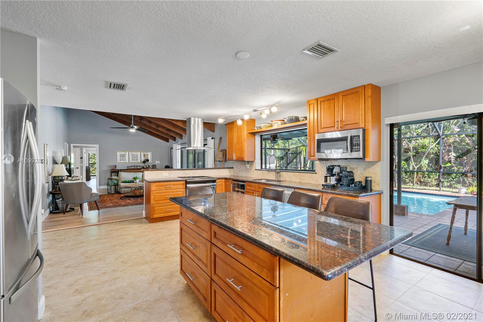 OAK WOOD - Residential