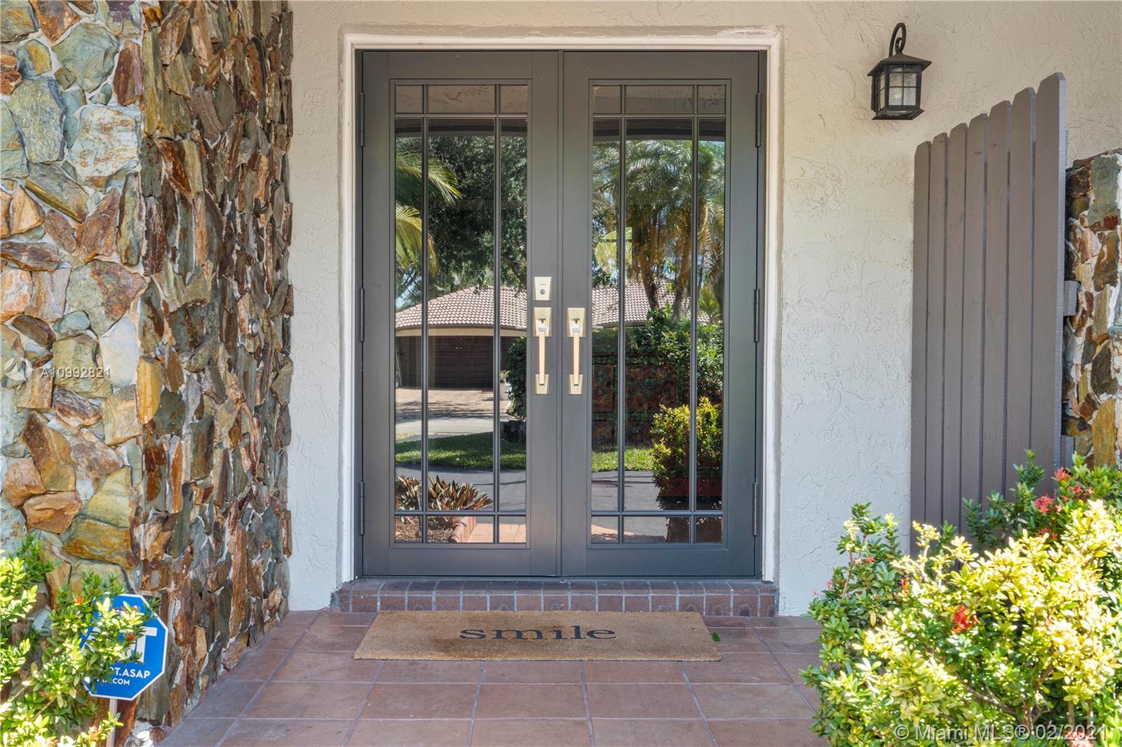 OAK WOOD - Residential