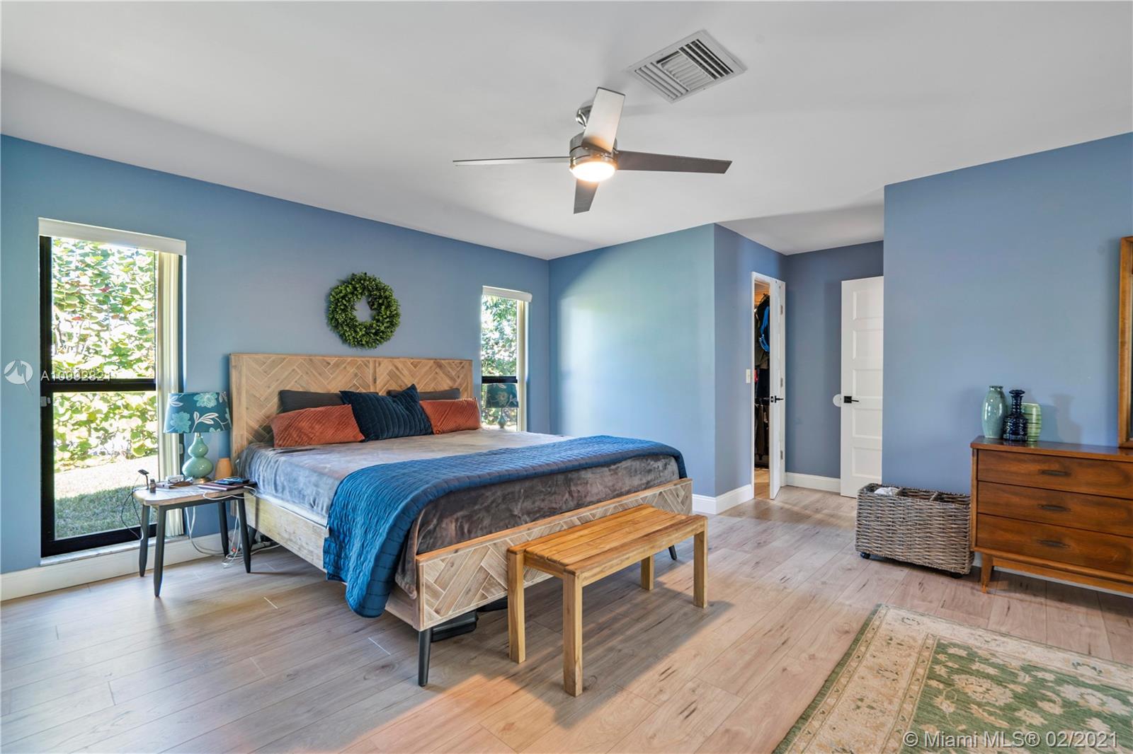 OAK WOOD - Residential