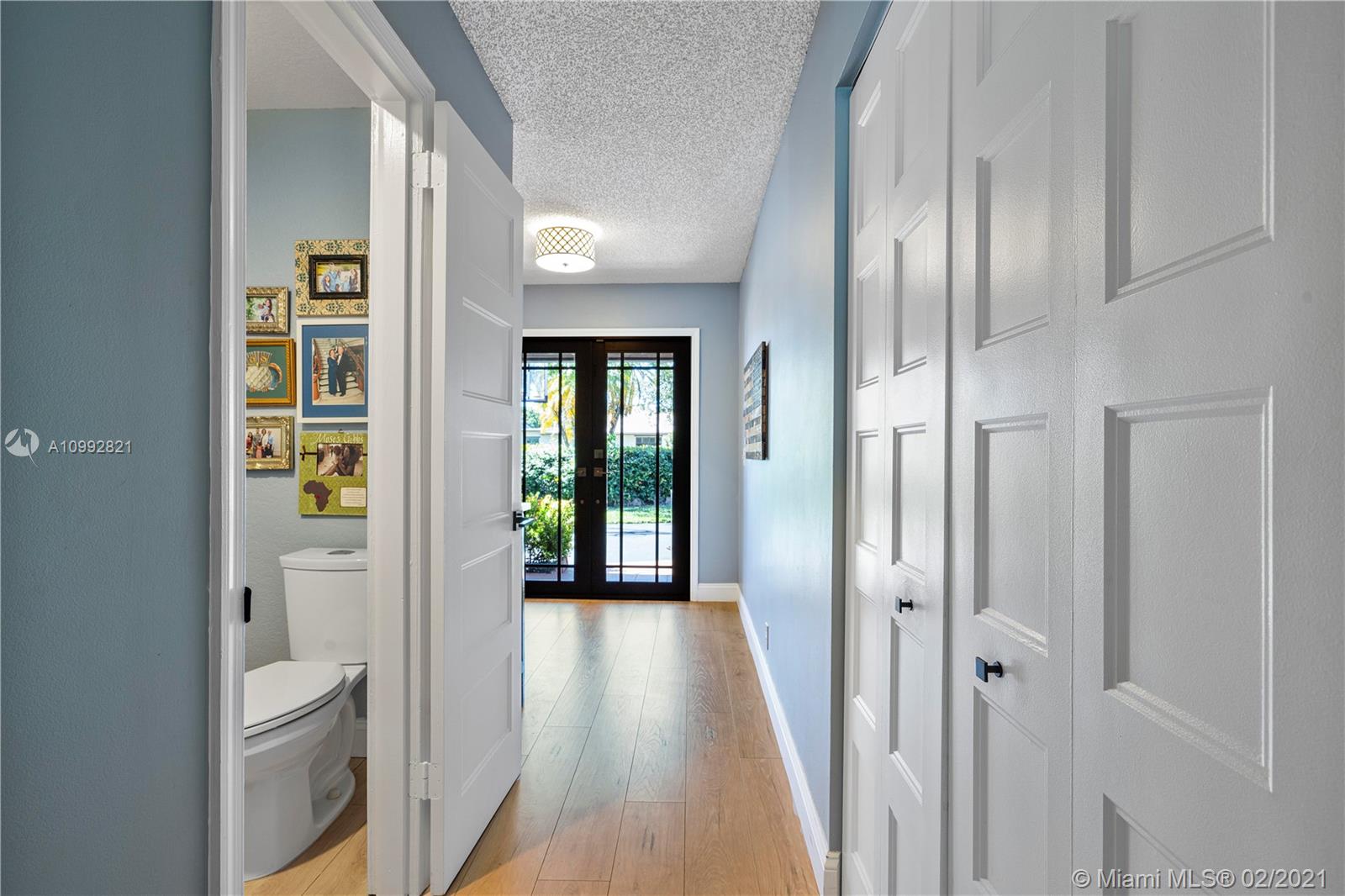 OAK WOOD - Residential