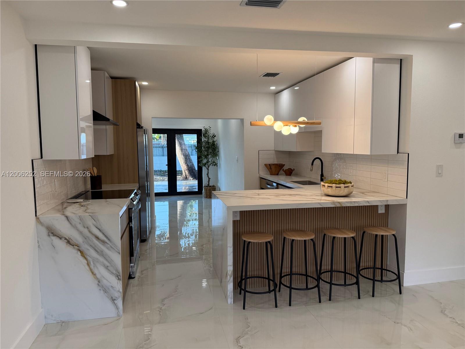 LAWNDALE 4TH ADDN - Residential