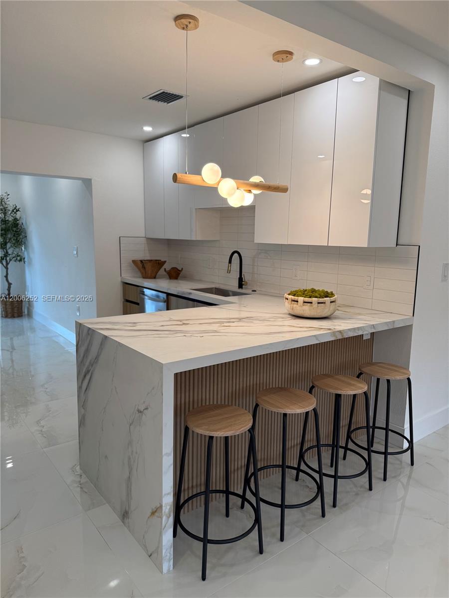 LAWNDALE 4TH ADDN - Residential