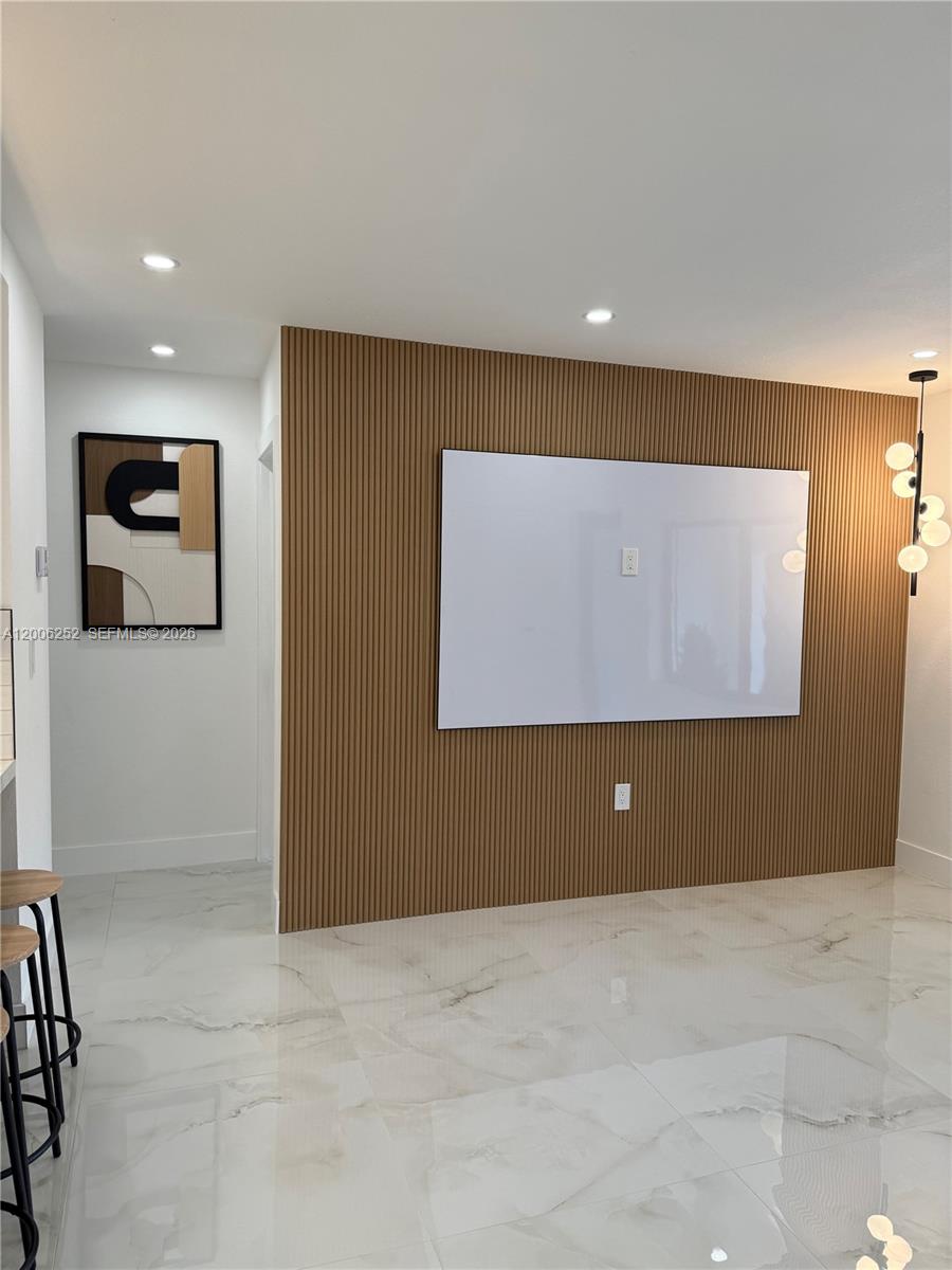 LAWNDALE 4TH ADDN - Residential