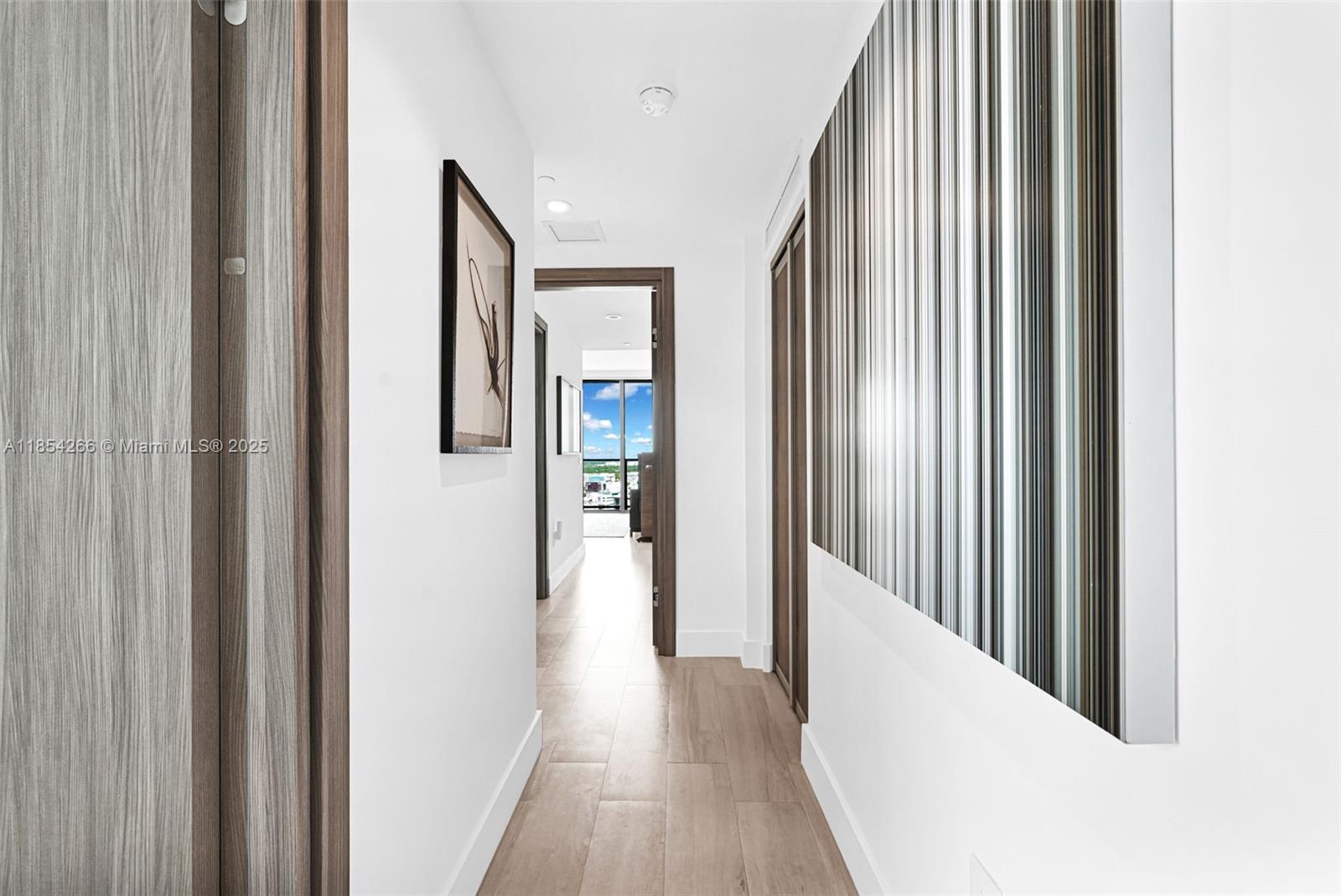 PARAISO BAY CONDO - Residential