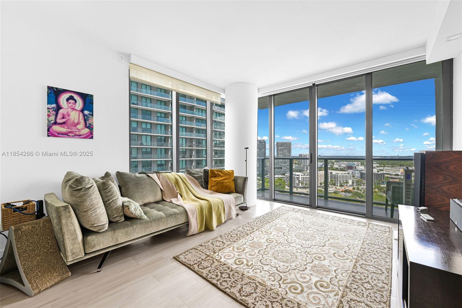 PARAISO BAY CONDO - Residential