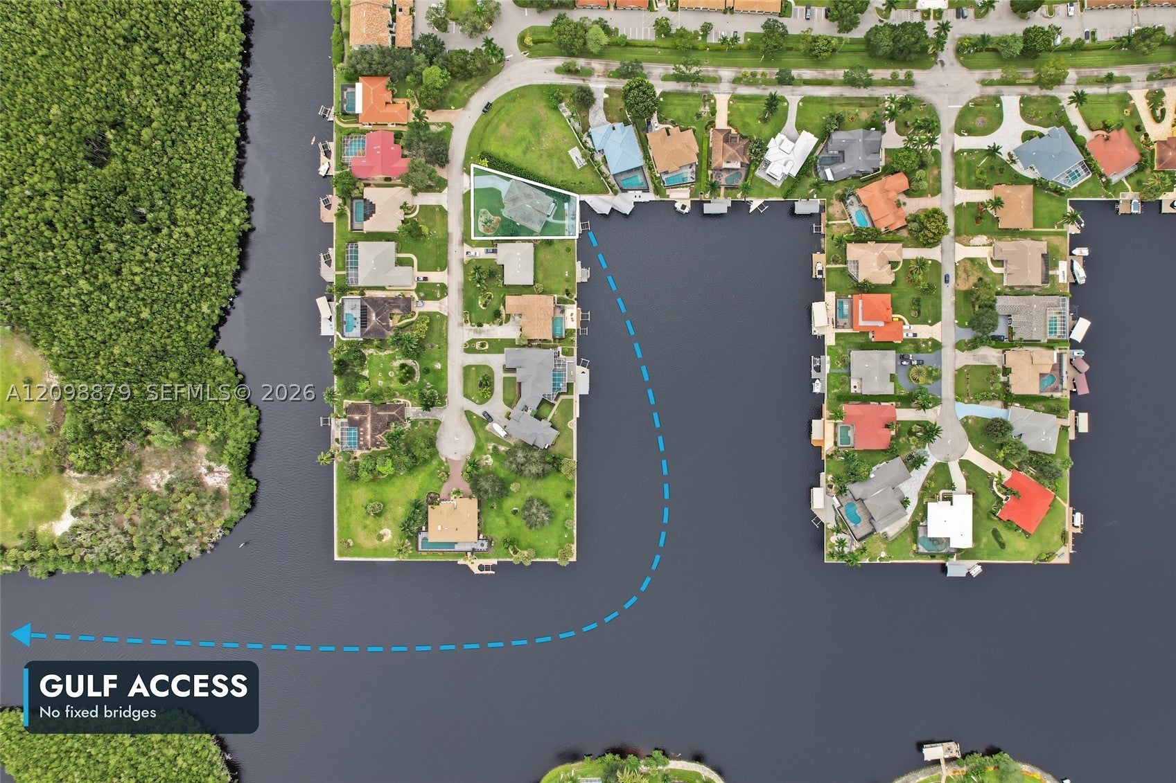 111 NEWPORT CAY