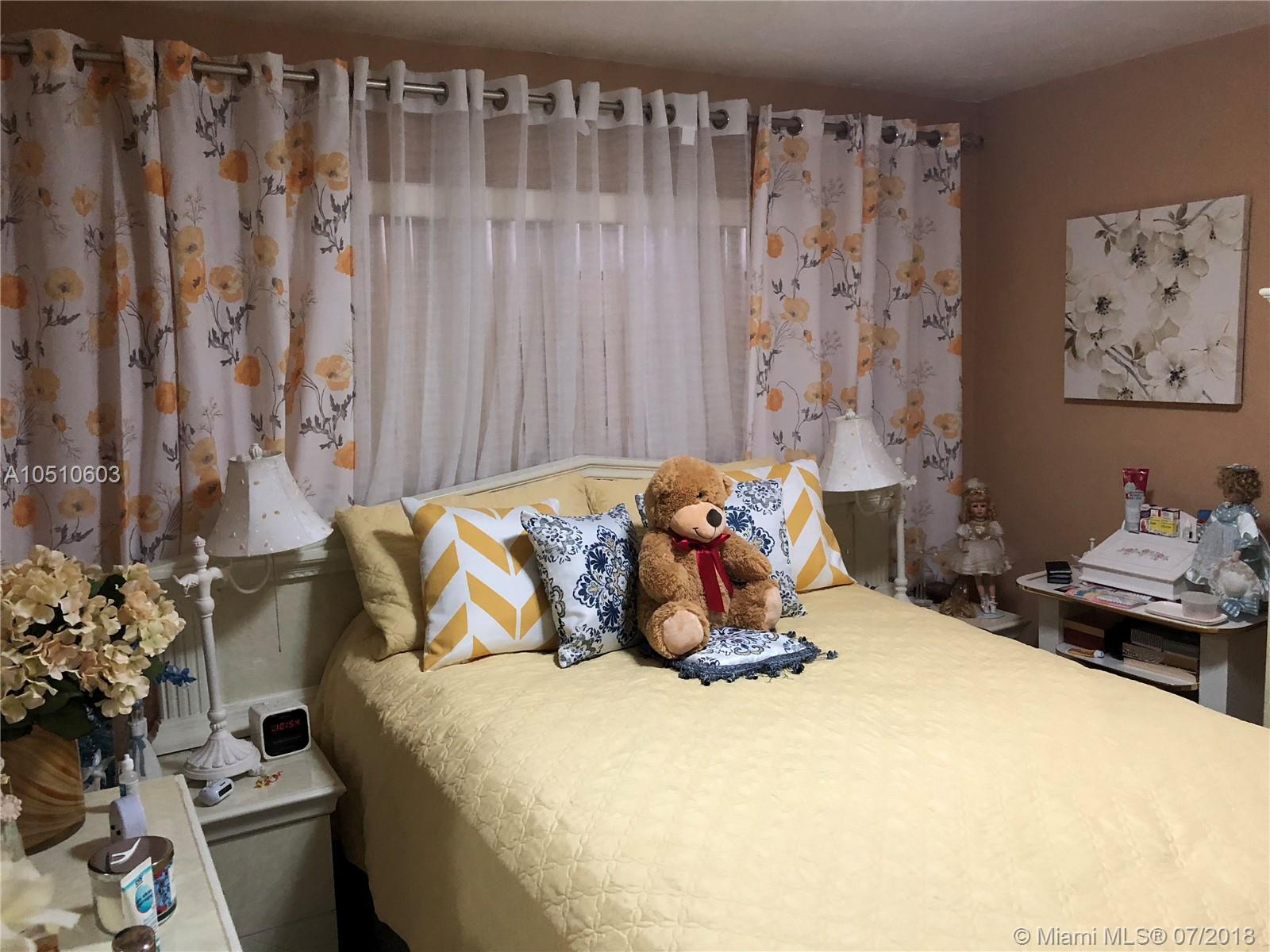 HIALEAH 54TH STREET ADDN - Residential