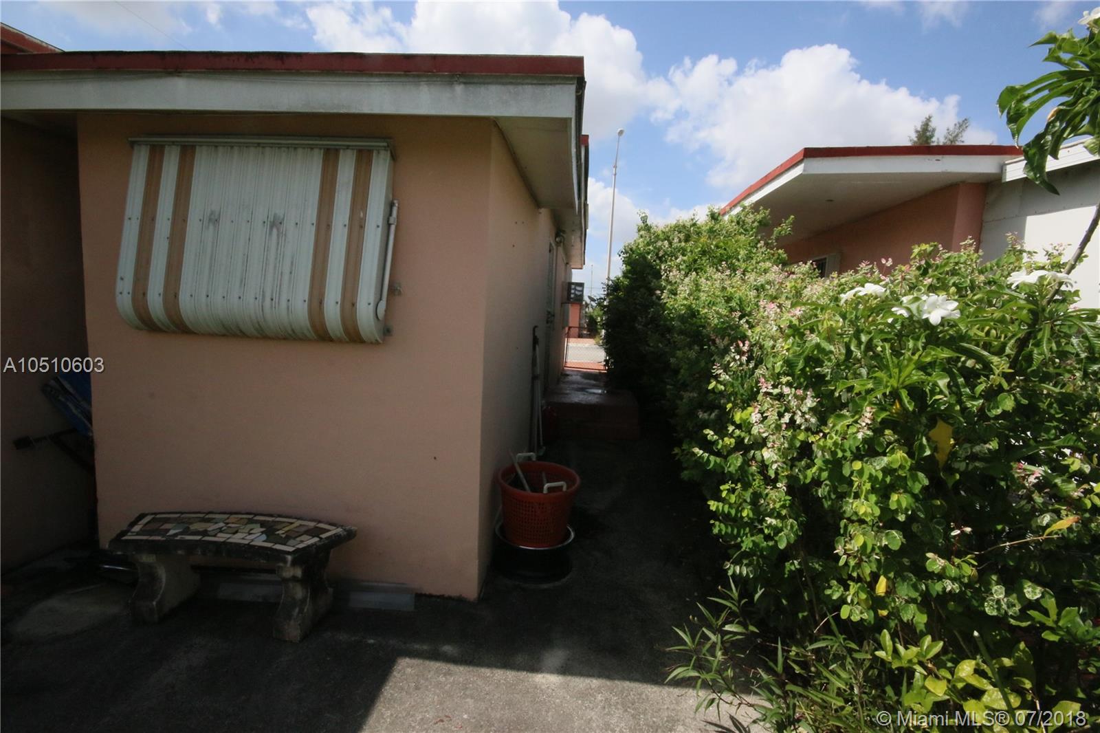 HIALEAH 54TH STREET ADDN - Residential