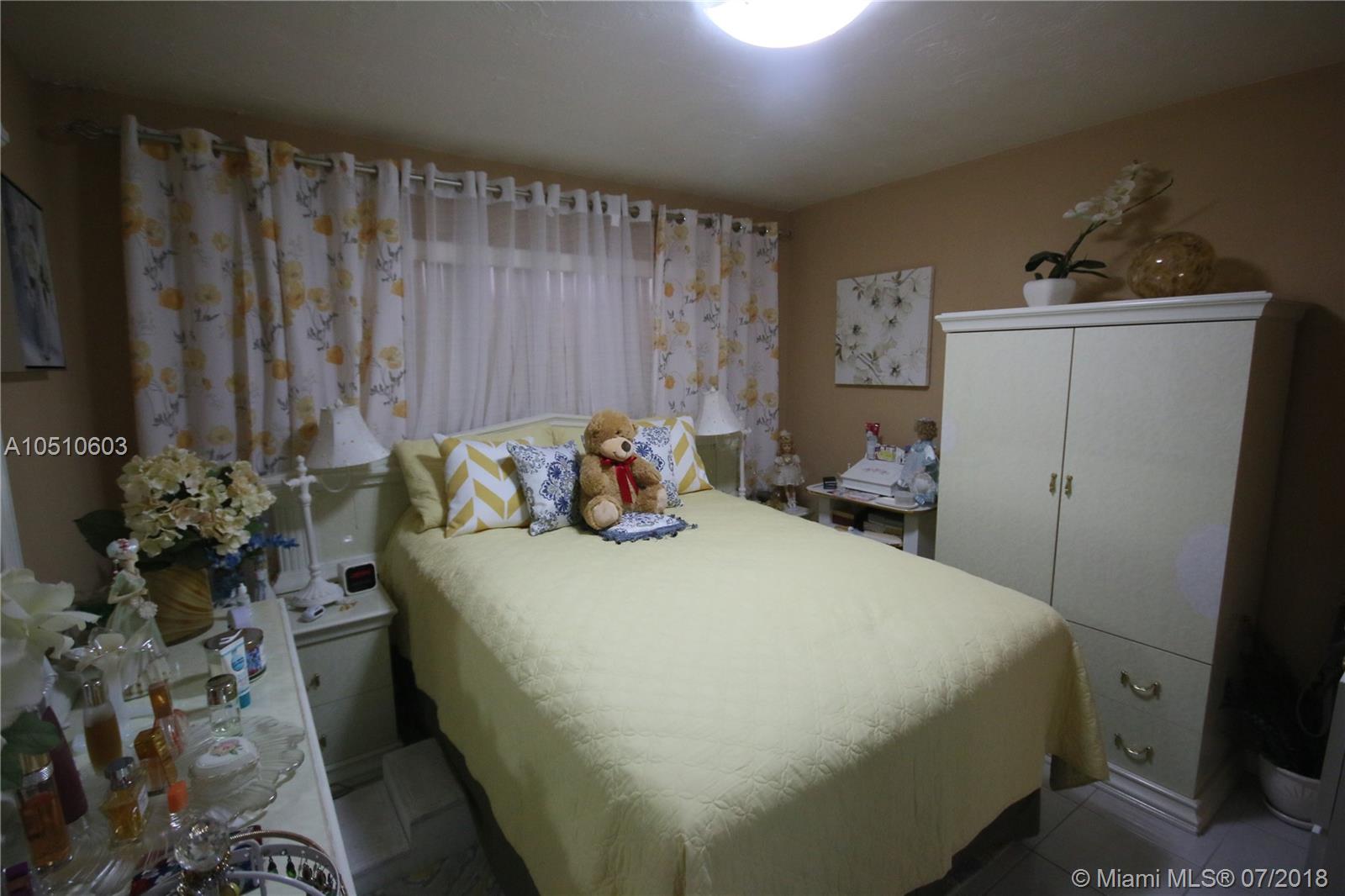 HIALEAH 54TH STREET ADDN - Residential