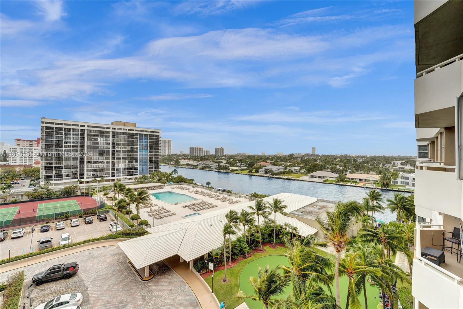 HEMISPHERES CONDO - Residential Lease