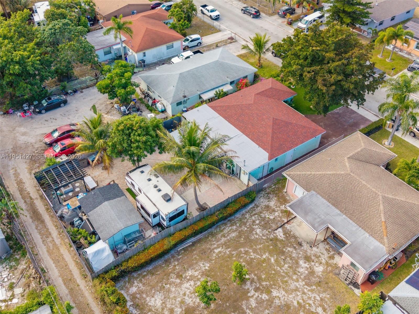 LAKE WORTH TOWN OF - Residential