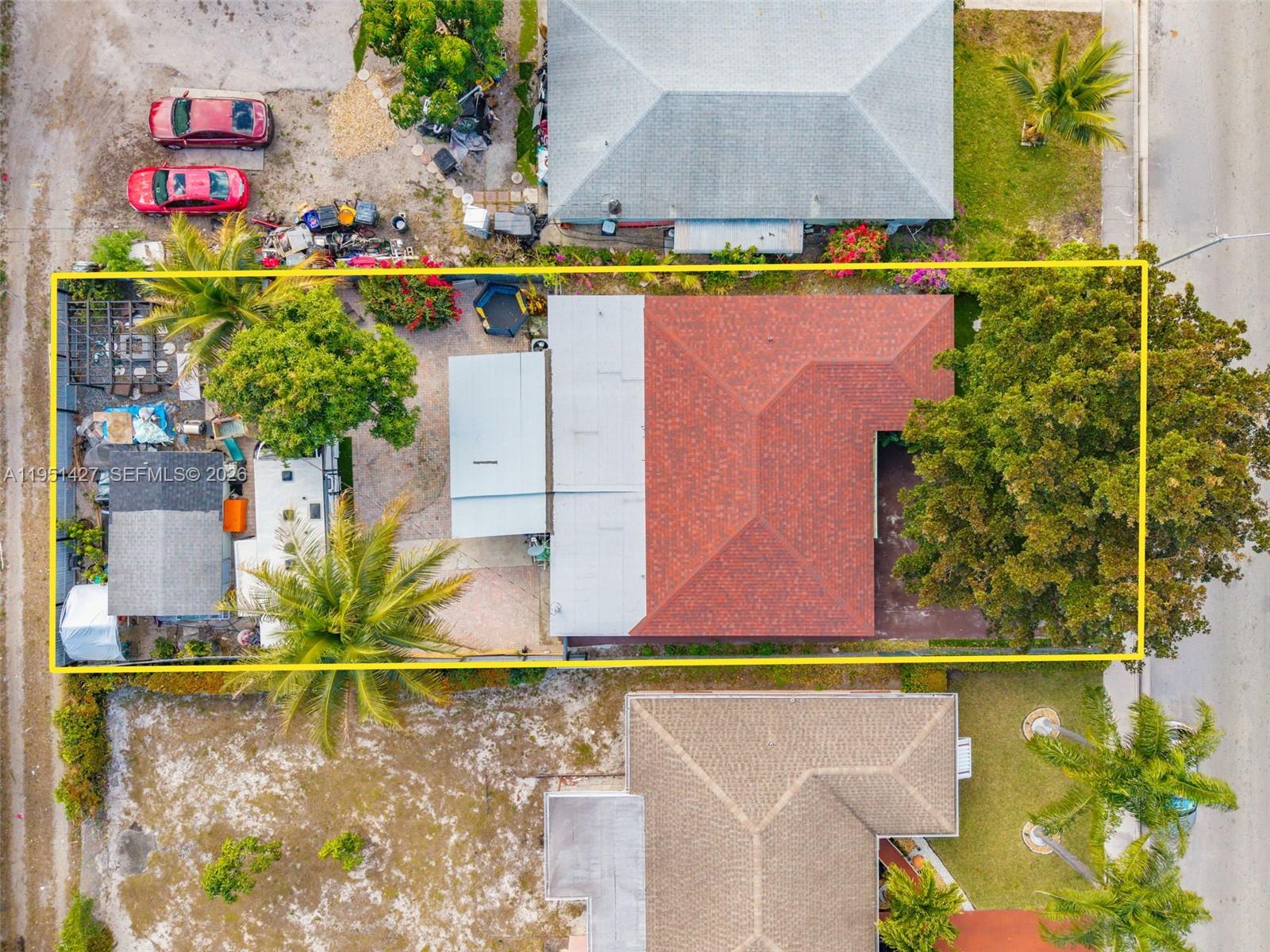 LAKE WORTH TOWN OF - Residential