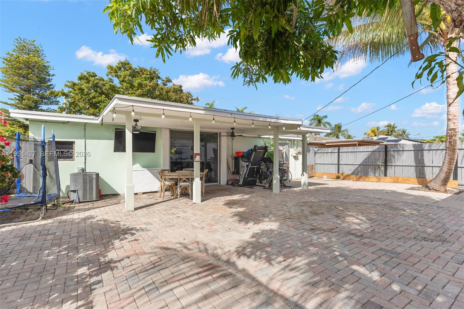 LAKE WORTH TOWN OF - Residential