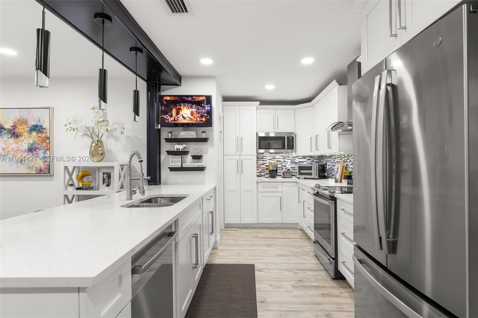 LAKE WORTH TOWN OF - Residential