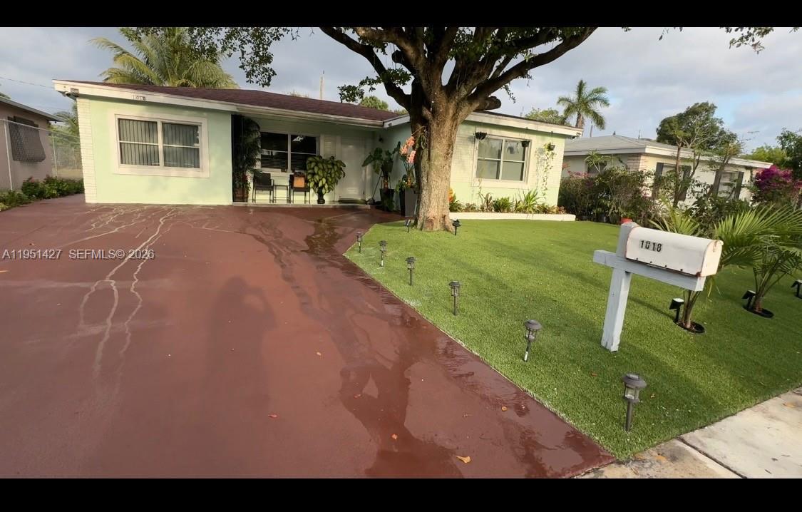 LAKE WORTH TOWN OF - Residential