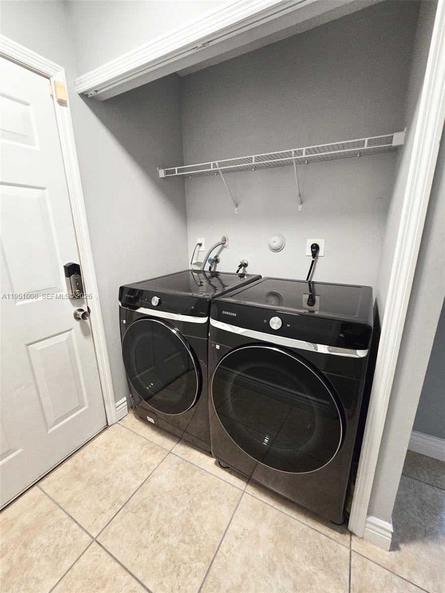 EGRET LAKE ESTATES SEC 1 - Residential